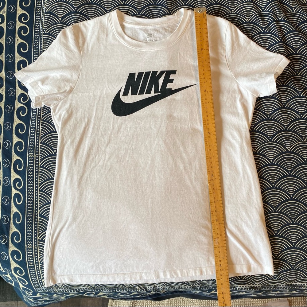 Nike T-shirt